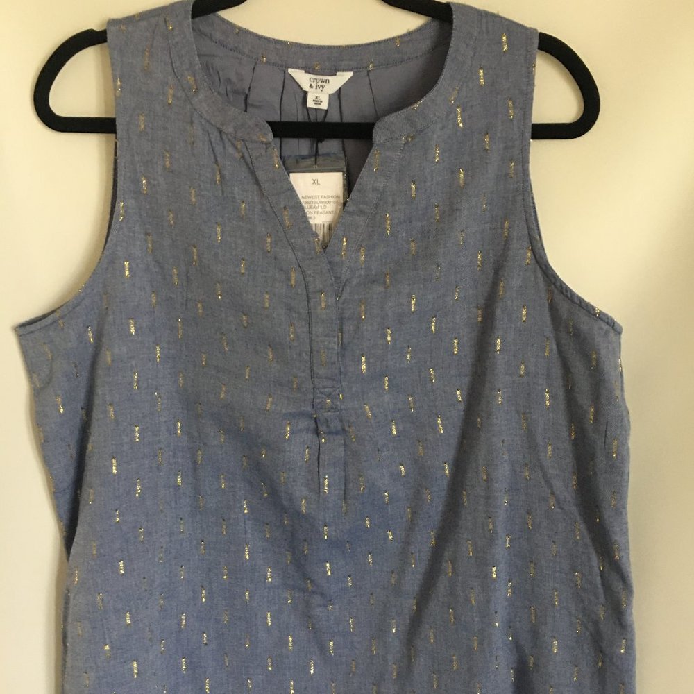 Crown & Ivy - NWT -